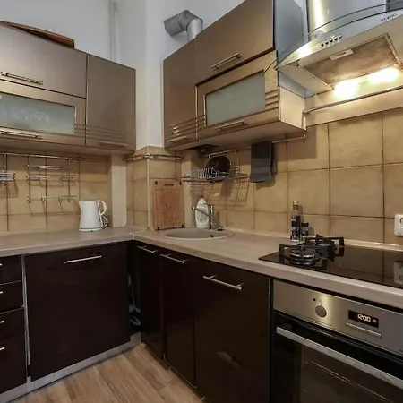 Apartment Quiet Hideaway In Centre *